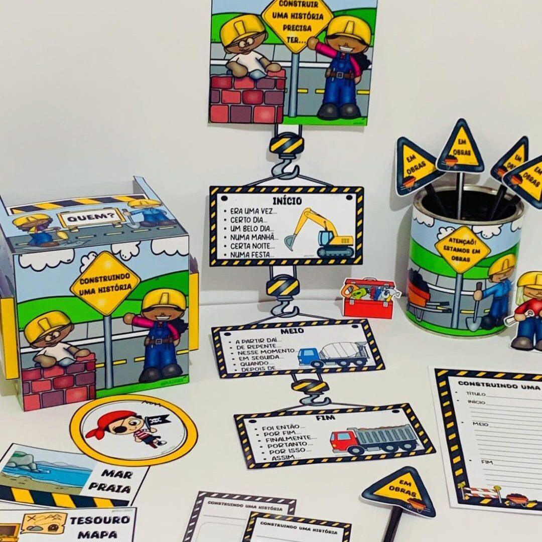 CONSTRUINDO UMA HISTÓRIA