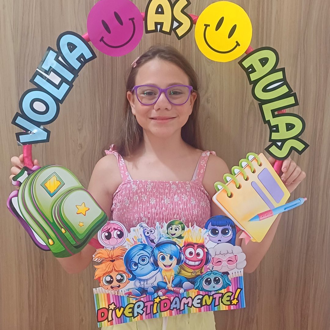BAMBOLÊ VOLTA ÀS AULAS DIVERTIDAMENTE