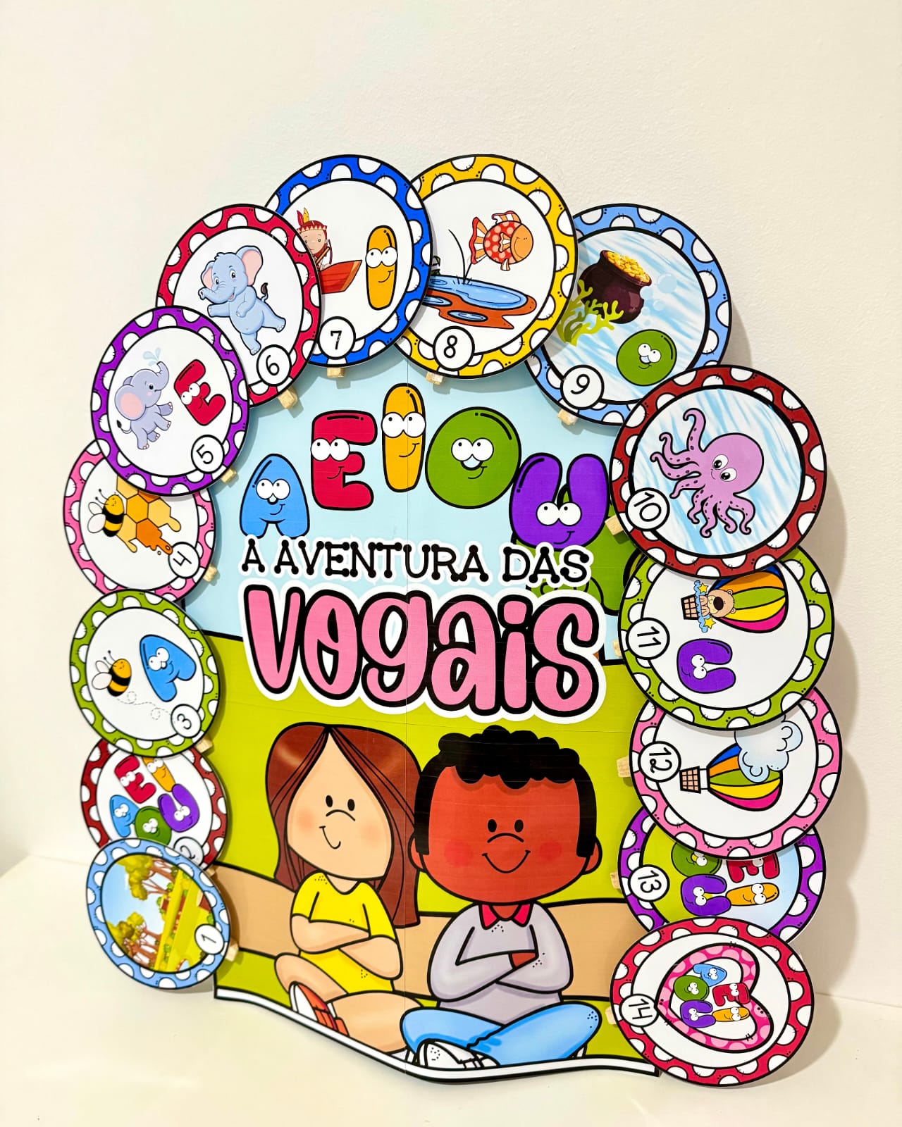 LUVA A AVENTURA DAS VOGAIS - Imagem 2