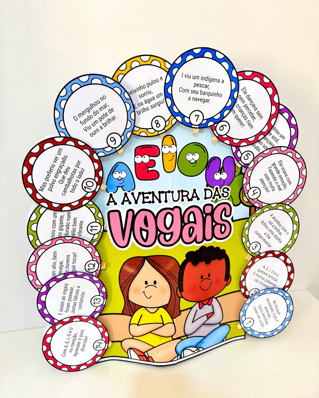 LUVA A AVENTURA DAS VOGAIS - Imagem 16