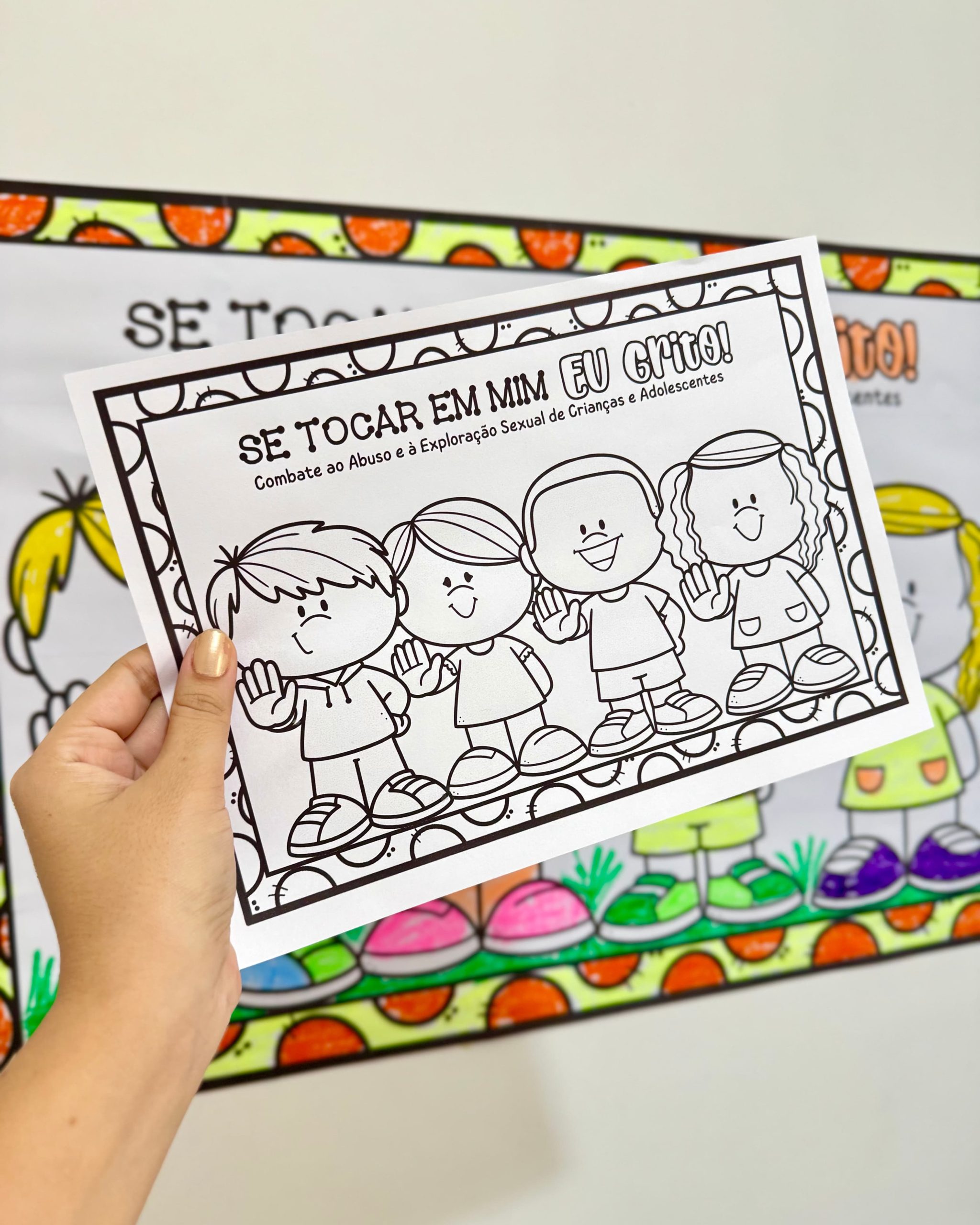 PAINEL PARA COLORIR MAIO LARANJA - Imagem 2