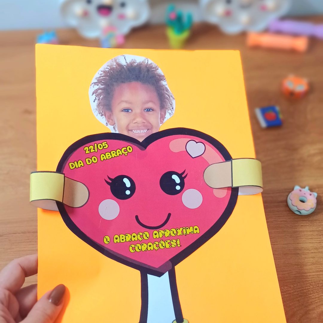 O ABRAÇO APROXIMA CORAÇÕES